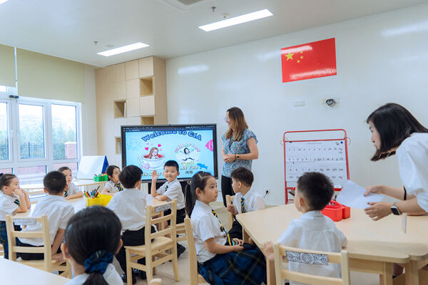 开学报到日,南通惠立学校